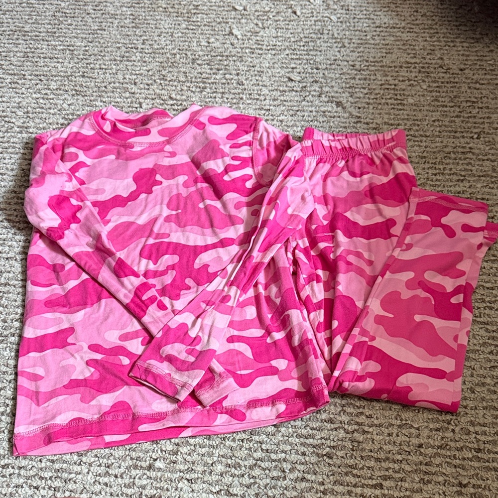 Athletic Works Kids Pajama Set in Pink Camo